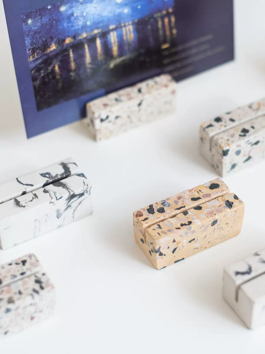 Vista Terrazzo Photo & Name Card Display Stand