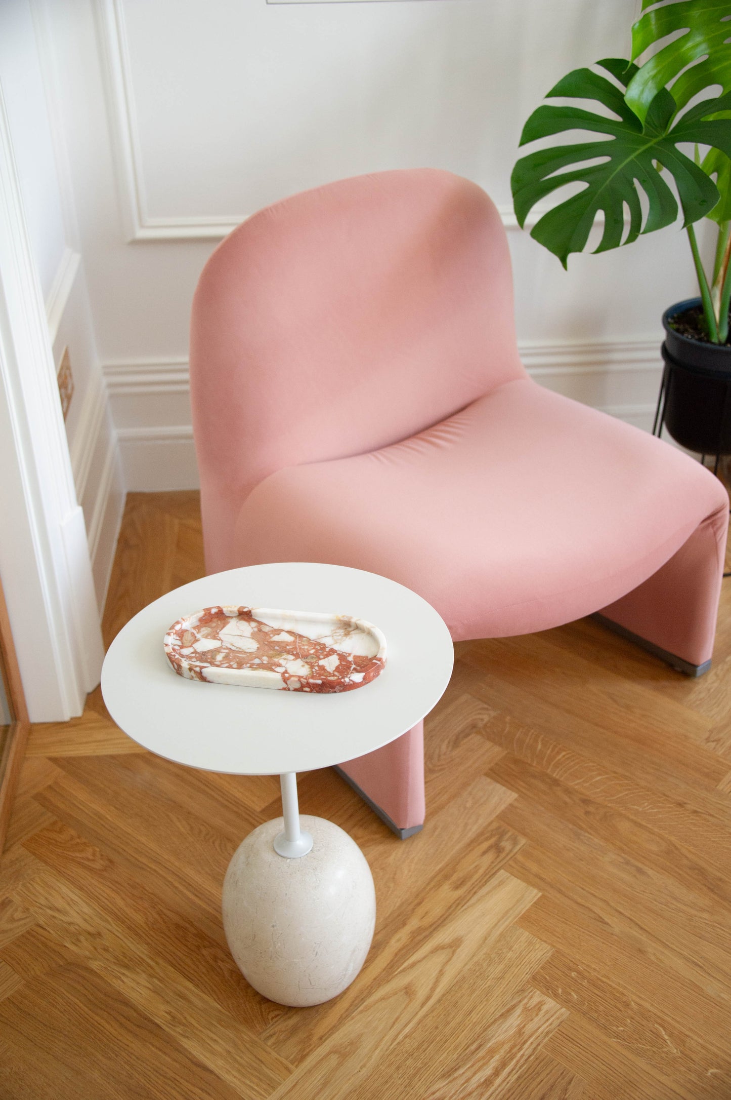 Cosmo Collection Bulgari Red Rounded Marble Tray
