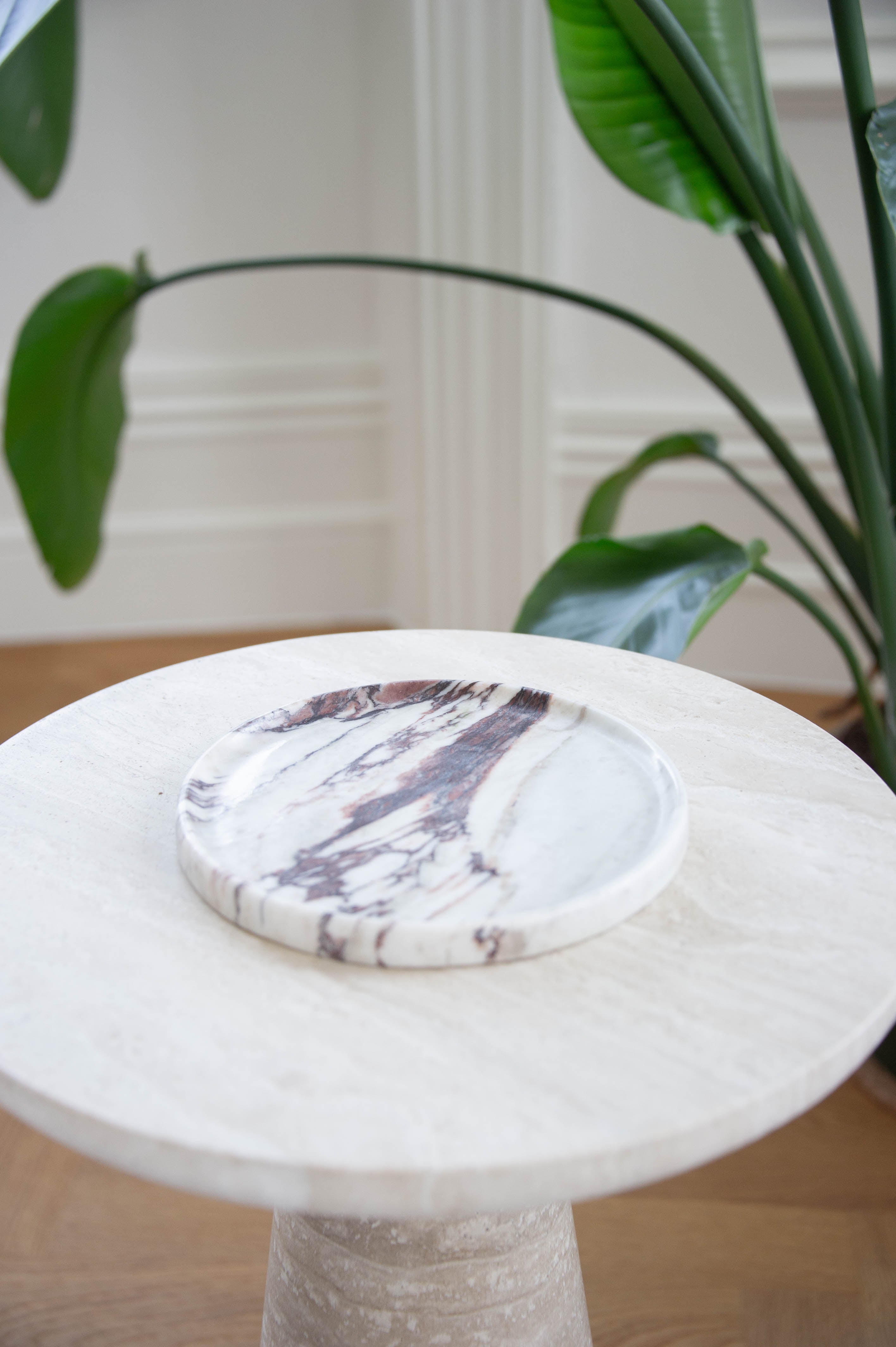 Cosmo Collection Calacatta Viola Circular Marble Tray