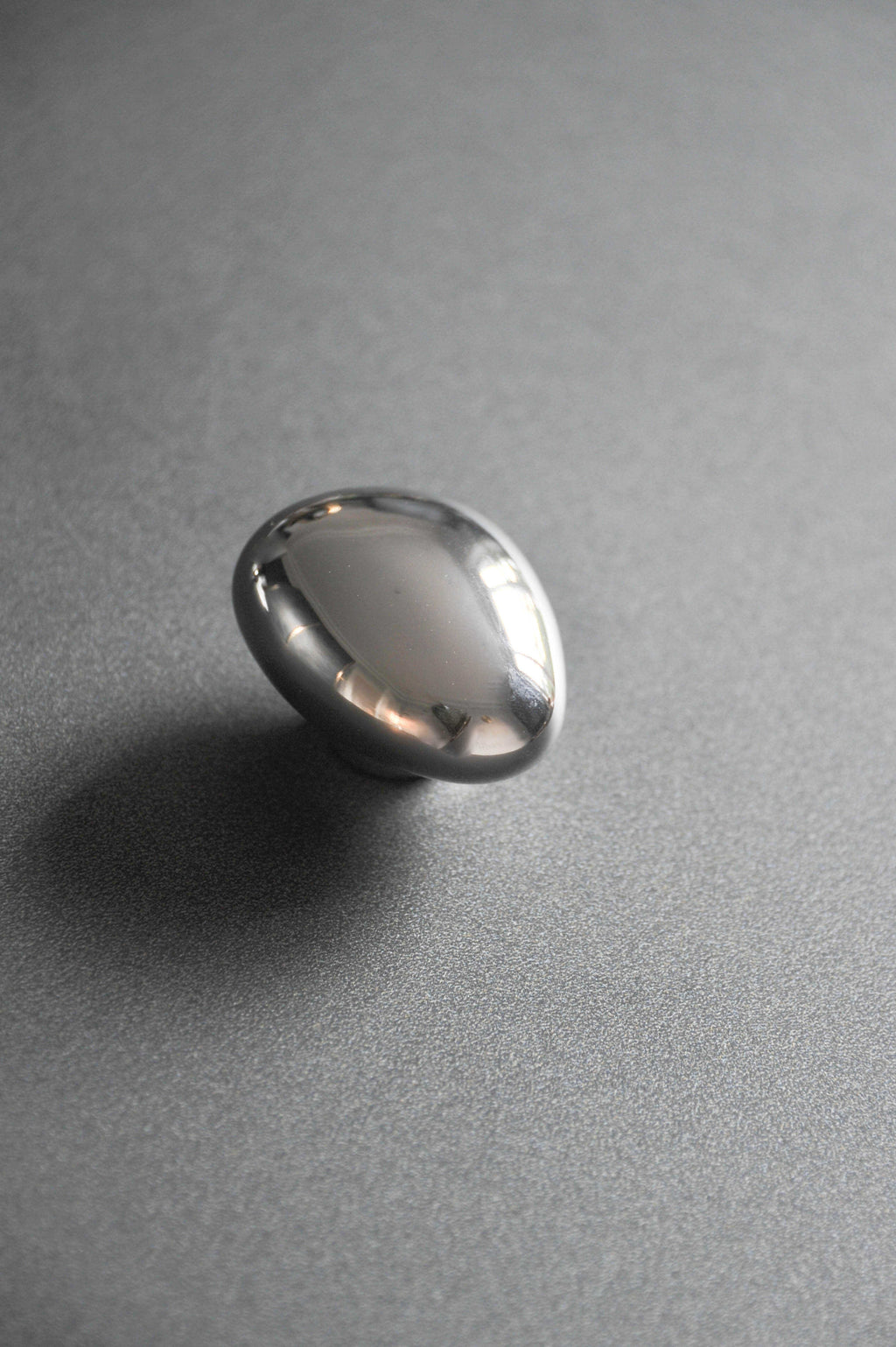 MoonDrop Silver Stone Wall hangers (Set of 2)